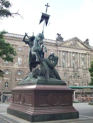 Heiliger St. Georg im Kampf mit dem Drachen