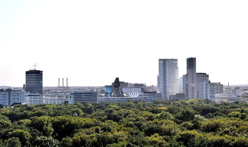 Blick von der Siegessule zum Breitscheidplatz.