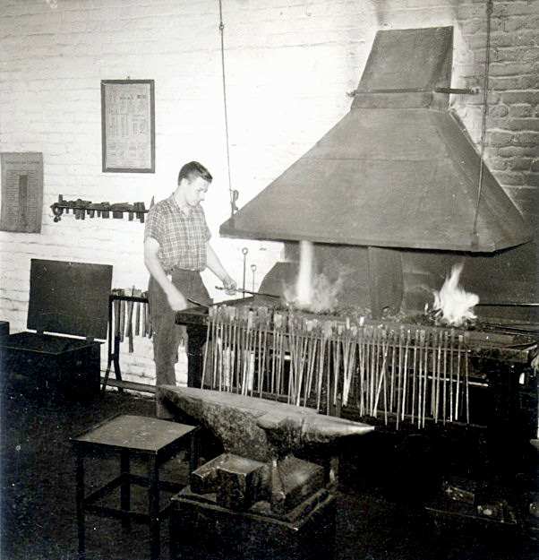 In der Borsig-Lehrschmiede - 1962 - Ulrich Orling