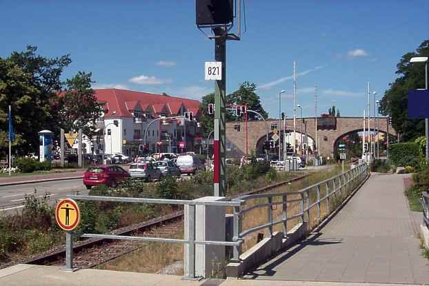 Steinbogenbrcke in der Heinrich-Heine-Strae in Premnitz
