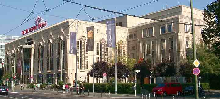 Friedrichstadt Palast
