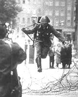 DDR-Grenzposten Conrad Schumann - Realitt rechtzeitig erkannt.