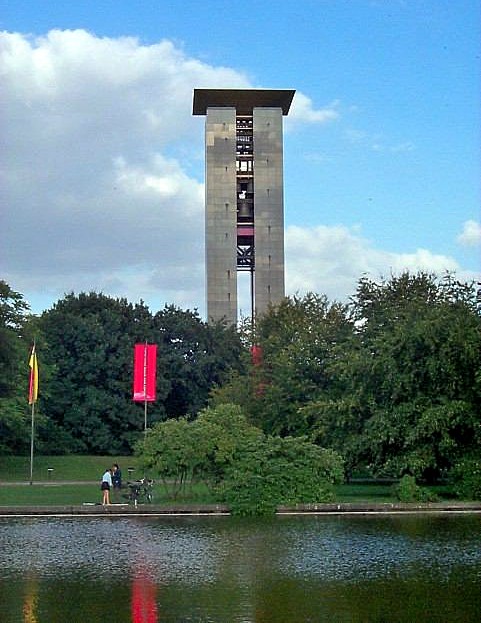 Carillon (Glockenturm)  im Groen Tiergarten.