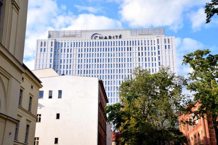 Bettenhaus der Charité in Berlin-Mitte.