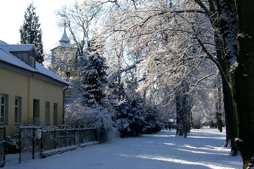Dorfkirche Heiligensee am Dorfanger.